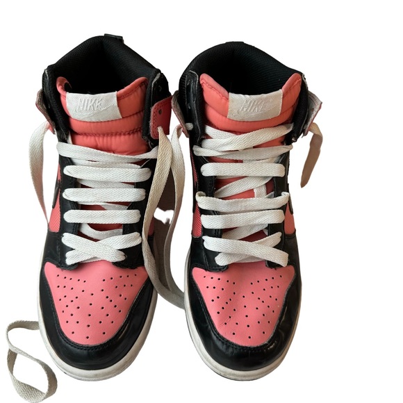 Nike Dunk High Bright Peach Black Sneakers Women’s Size 8.5 - Picture 5 of 9